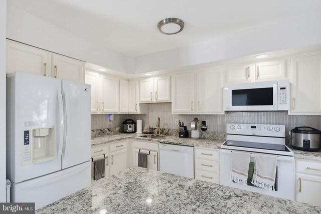1010 TENNANT HARBOUR, Pasadena, MD 21122