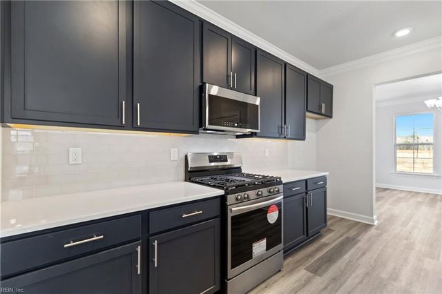 2205 Sanibel LN, Chesapeake, VA 23321