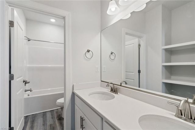 2205 Sanibel LN, Chesapeake, VA 23321