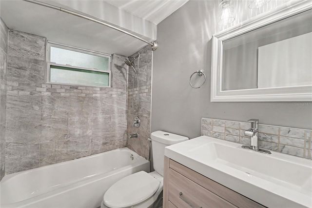 3528 ROCK ROYAL DRIVE, Holiday, FL 34691