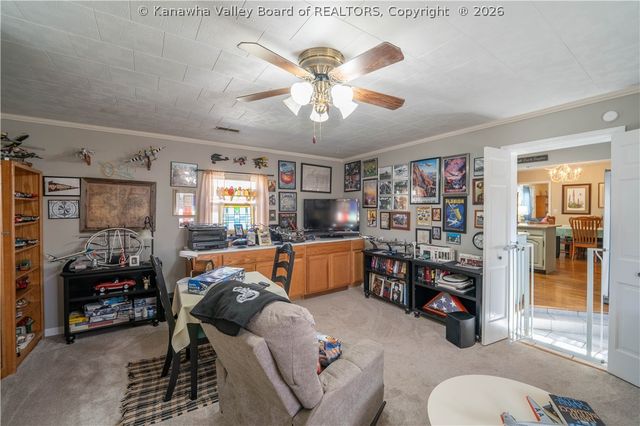 435 24th Street, Dunbar, WV 25064