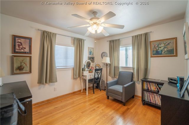 435 24th Street, Dunbar, WV 25064