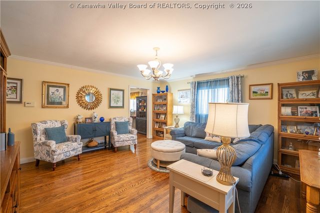 435 24th Street, Dunbar, WV 25064