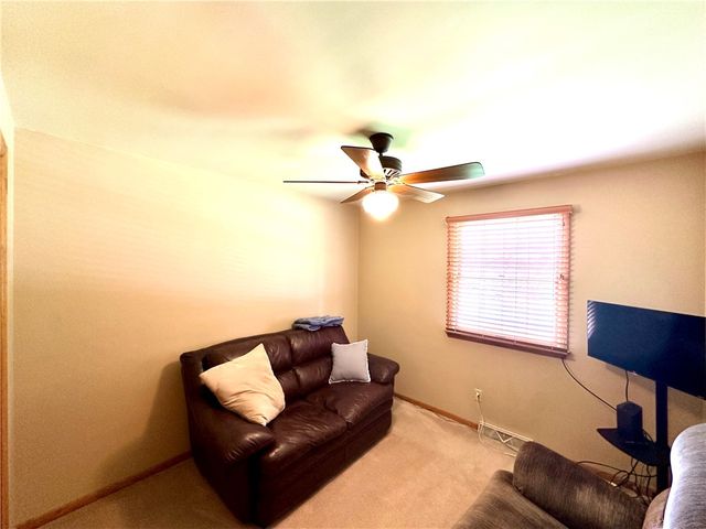 611 W Englewood Ave, Neshannock Twp, PA 16105