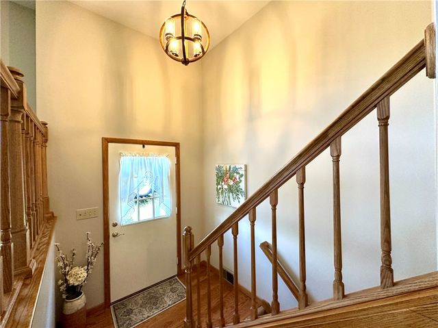 611 W Englewood Ave, Neshannock Twp, PA 16105
