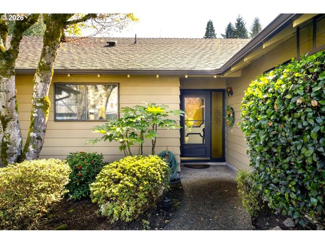 4448 KNOOP Ave, Eugene, OR 97402