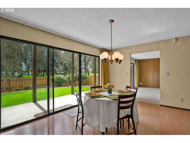 4448 KNOOP Ave, Eugene, OR 97402