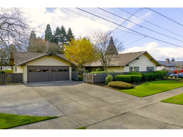 4448 KNOOP Ave, Eugene, OR 97402