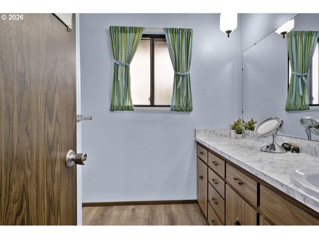 4448 KNOOP Ave, Eugene, OR 97402