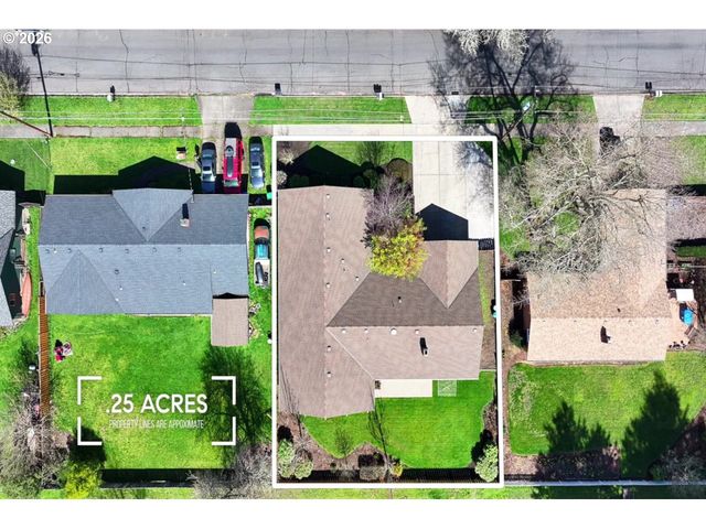 4448 KNOOP Ave, Eugene, OR 97402