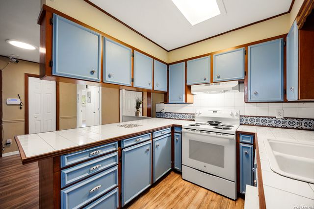 447 Lockener, New Braunfels, TX 78130