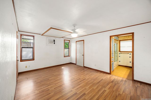 447 Lockener, New Braunfels, TX 78130