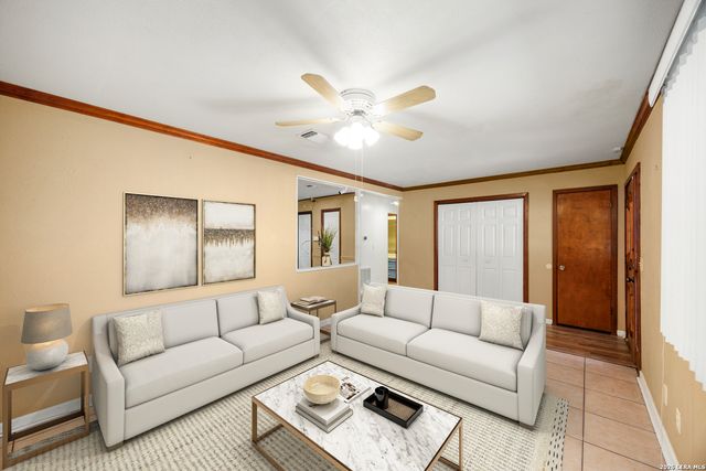 447 Lockener, New Braunfels, TX 78130