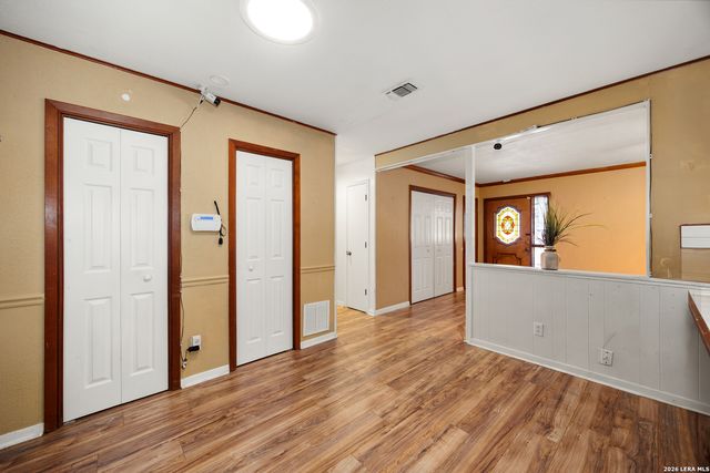 447 Lockener, New Braunfels, TX 78130