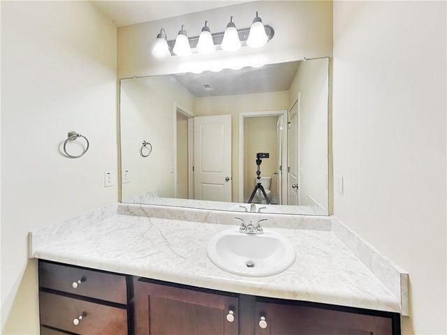 1324 Little Hampton Drive, Lawrenceville, GA 30045