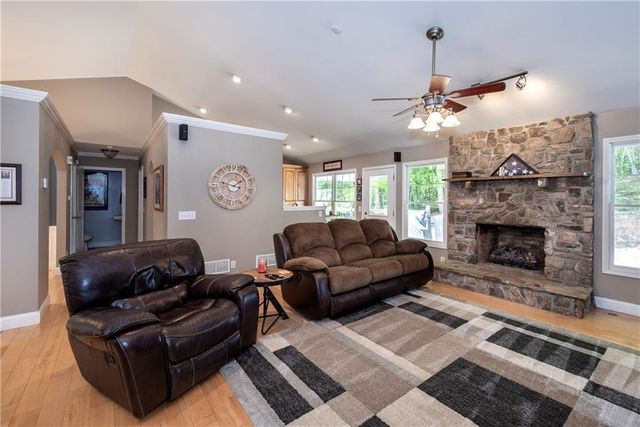 2844 Burnt Mountain Road, Jasper, GA 30143