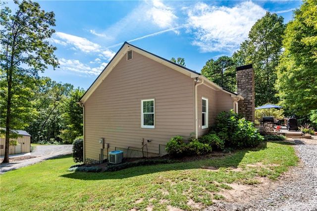 2844 Burnt Mountain Road, Jasper, GA 30143