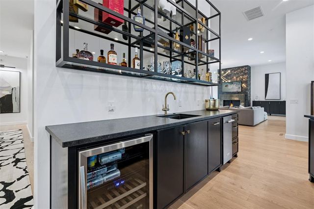 2525 Somerset Place, Oklahoma City, OK 73116