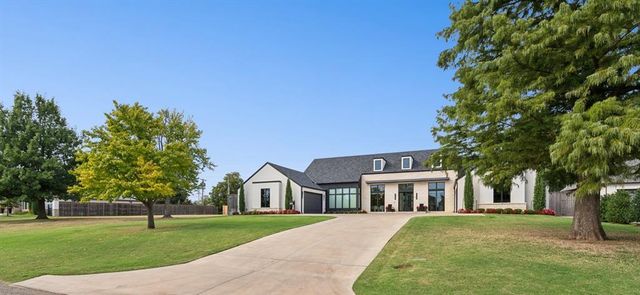 2525 Somerset Place, Oklahoma City, OK 73116