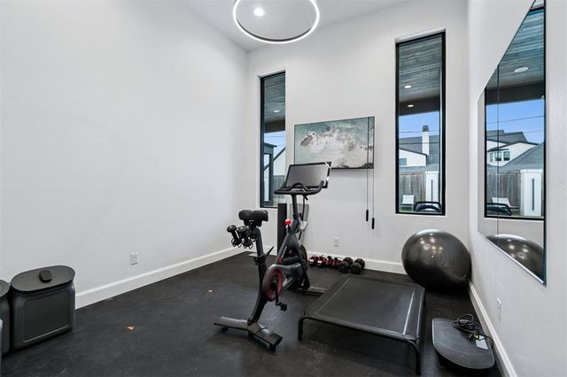 2525 Somerset Place, Oklahoma City, OK 73116