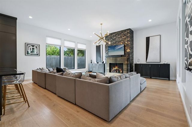 2525 Somerset Place, Oklahoma City, OK 73116