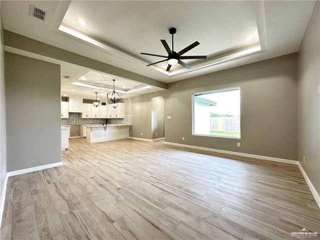 8904 N 27th Lane, Mcallen, TX 78504