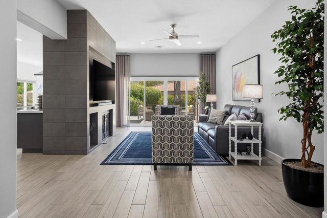 48221 Calle Florista, La Quinta, CA 92253