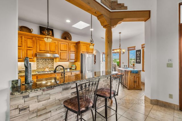 50 Anasazi Trails Loop, Placitas, NM 87043