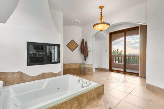 50 Anasazi Trails Loop, Placitas, NM 87043