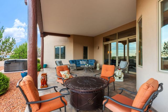 50 Anasazi Trails Loop, Placitas, NM 87043