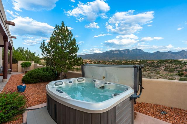 50 Anasazi Trails Loop, Placitas, NM 87043
