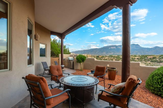 50 Anasazi Trails Loop, Placitas, NM 87043
