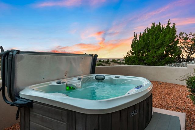 50 Anasazi Trails Loop, Placitas, NM 87043