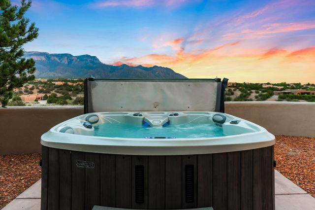 50 Anasazi Trails Loop, Placitas, NM 87043
