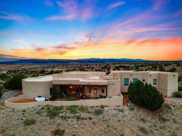 50 Anasazi Trails Loop, Placitas, NM 87043
