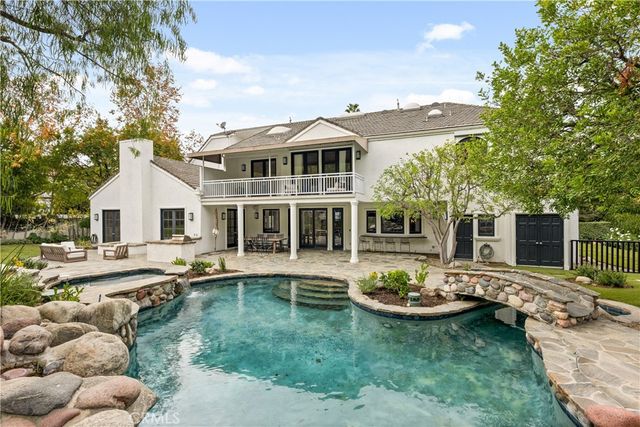 4550 Encino Avenue, Encino, CA 91316