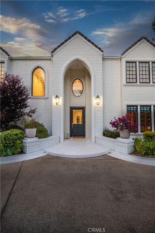 4550 Encino Avenue, Encino, CA 91316