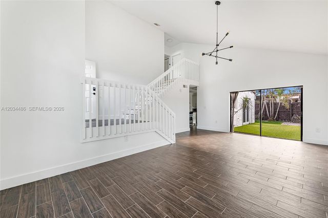 6768 SW 104th Avenue, Miami, FL 33173