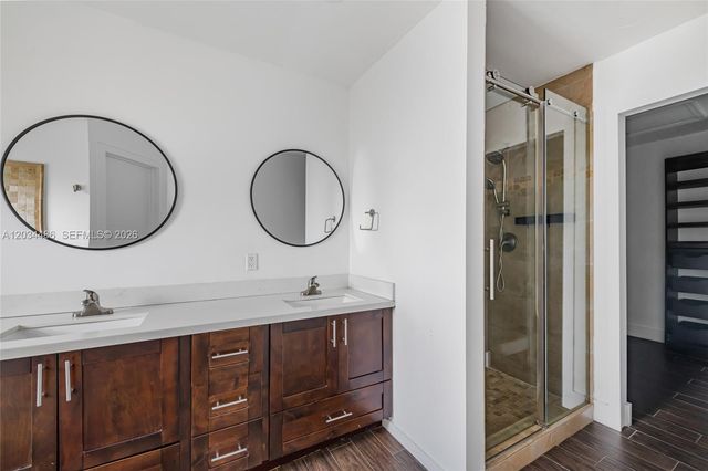 6768 SW 104th Avenue, Miami, FL 33173