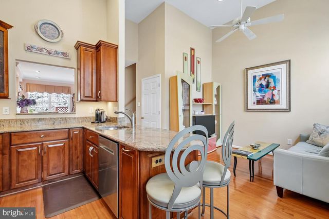 9752 ATHLETIC WAY, Gaithersburg, MD 20878