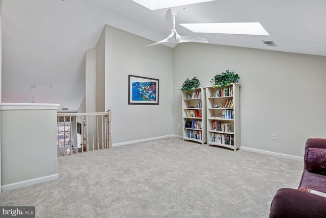 9752 ATHLETIC WAY, Gaithersburg, MD 20878