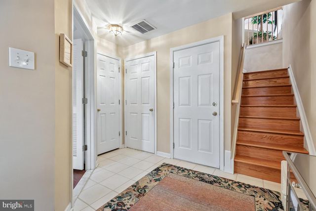 9752 ATHLETIC WAY, Gaithersburg, MD 20878