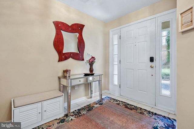 9752 ATHLETIC WAY, Gaithersburg, MD 20878