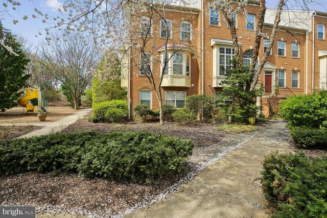 9752 ATHLETIC WAY, Gaithersburg, MD 20878