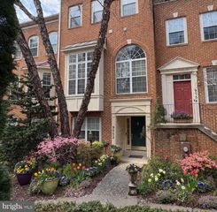 9752 ATHLETIC WAY, Gaithersburg, MD 20878