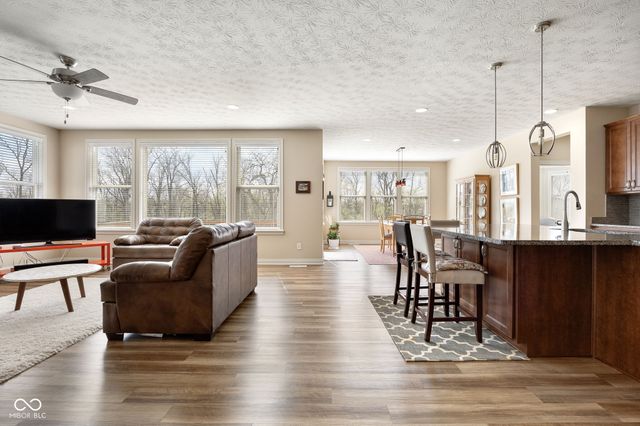 16200 Natures Way, Westfield, IN 46074