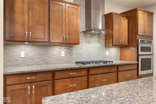 16200 Natures Way, Westfield, IN 46074