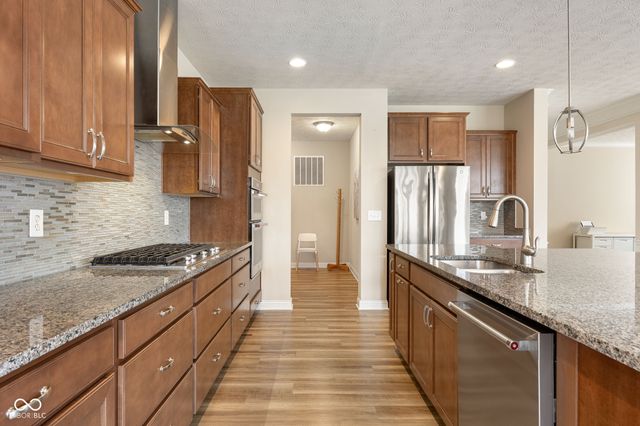 16200 Natures Way, Westfield, IN 46074