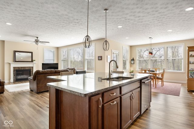 16200 Natures Way, Westfield, IN 46074