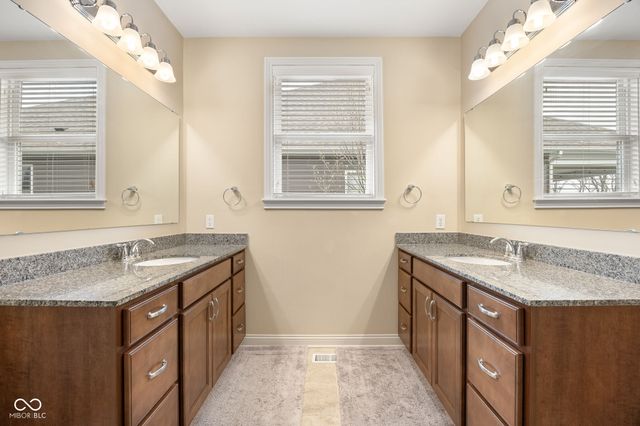 16200 Natures Way, Westfield, IN 46074